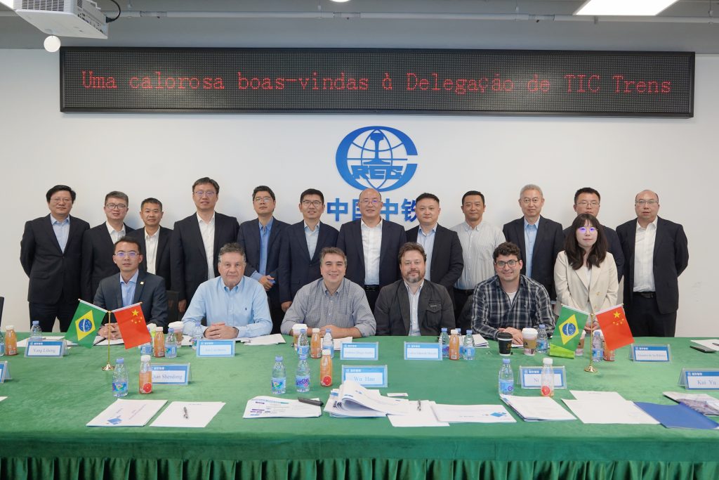巴西圣保罗城际铁路项目合影