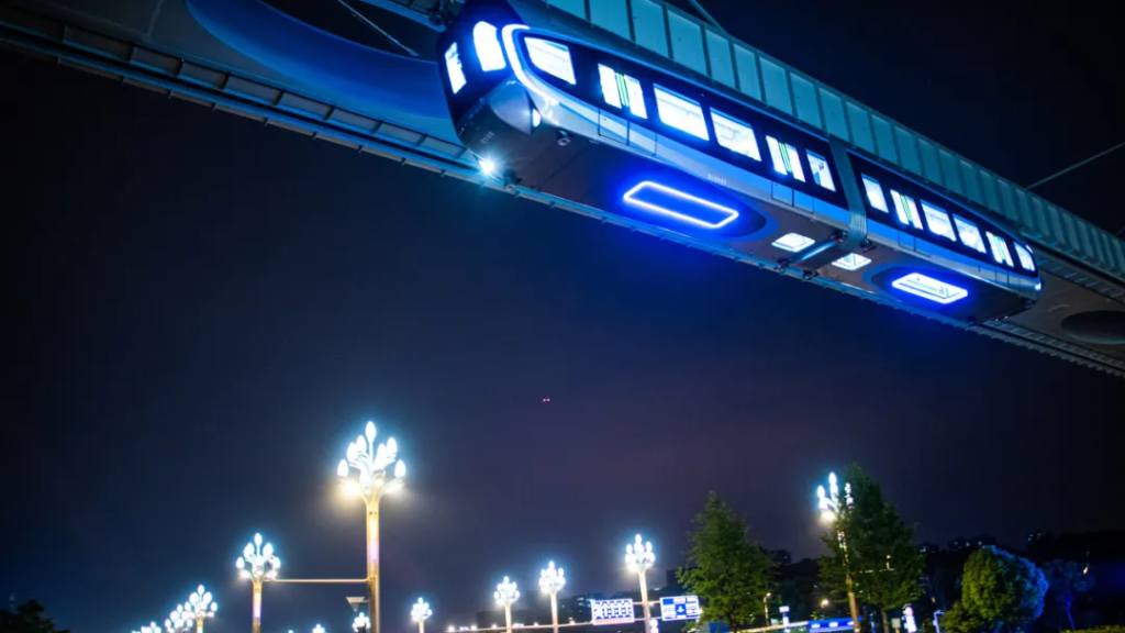 Trian-Night